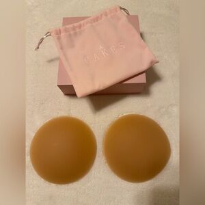 ✨ CAKES Body Grippy Cakes™ Circles – Honey | DDD+ – Never Worn ✨